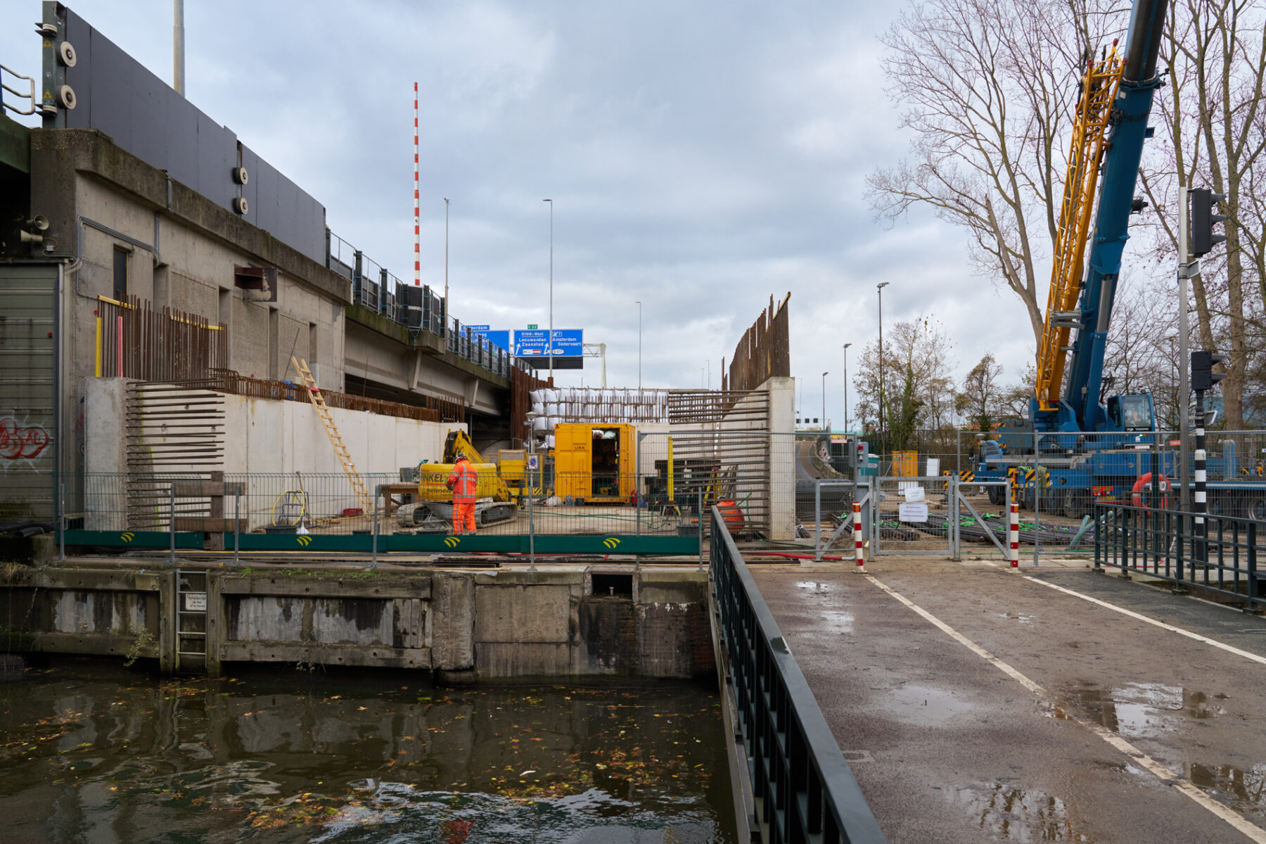 basculekelder bouw Schinkelbrug nieuwe brug noordkant