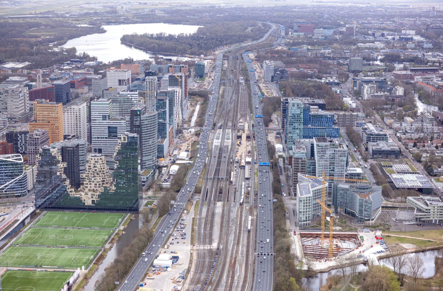Luchtfoto Zuidasdok