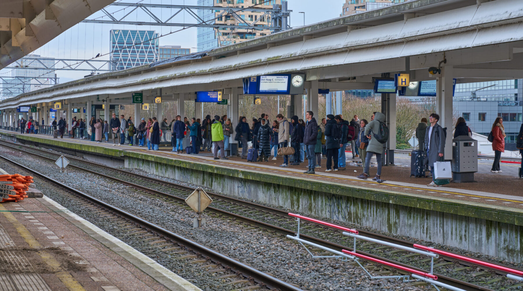 oude perron kappen minervapassage spoor treinen amsterdam zuid