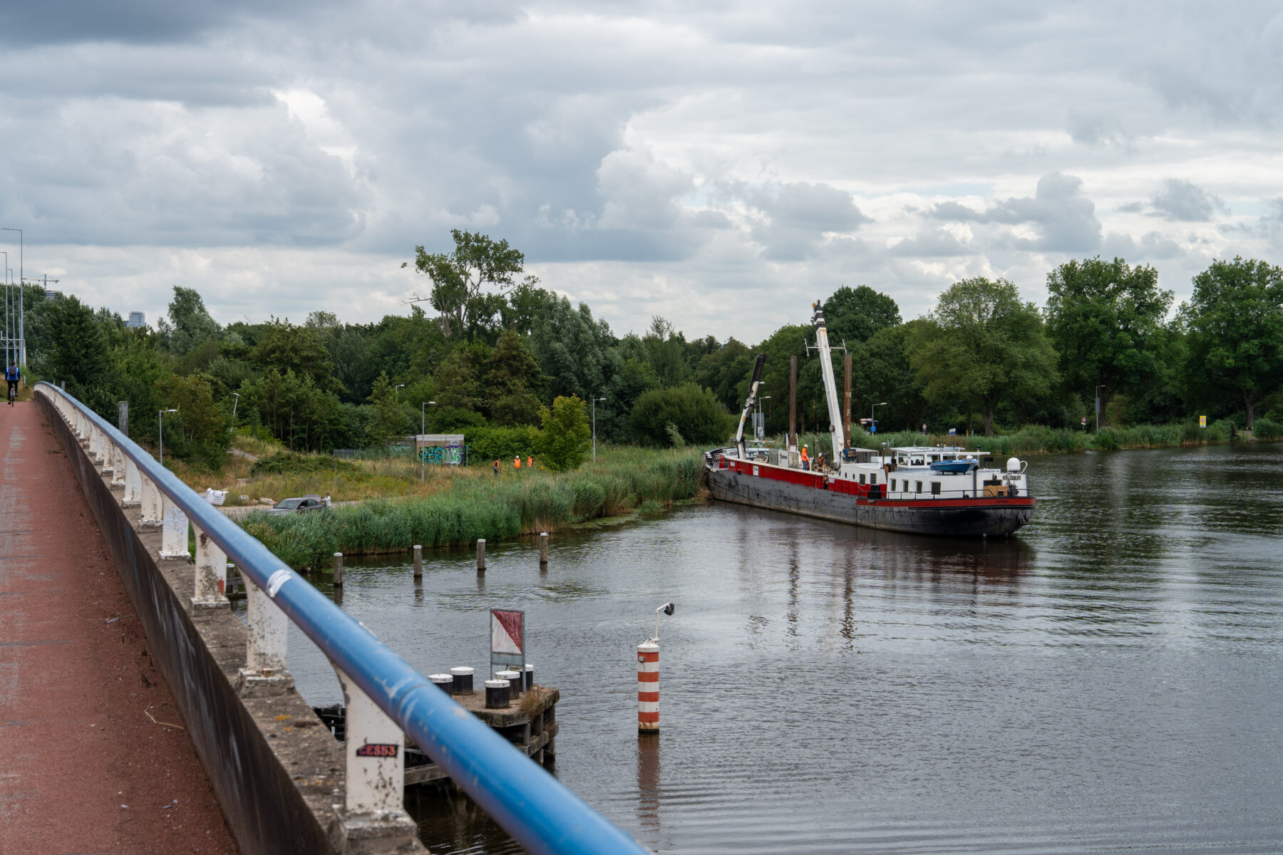 20260727 Rozenoordbrug - sondeerschip Tonny (2)